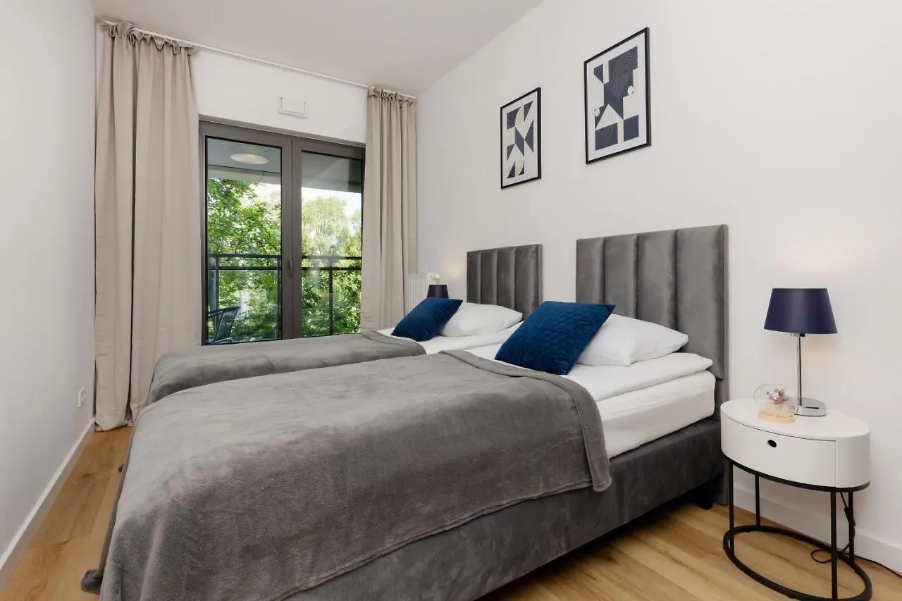 Apartment Avenue Solidarnosci On Wola By Noclegi Renters 华沙