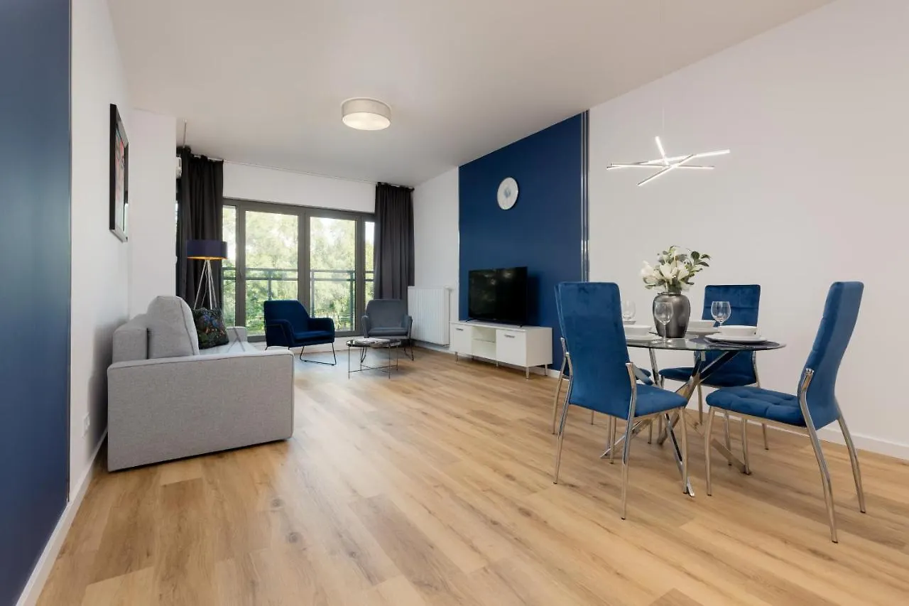 Apartment Avenue Solidarnosci On Wola By Noclegi Renters 华沙 0*,  波兰
