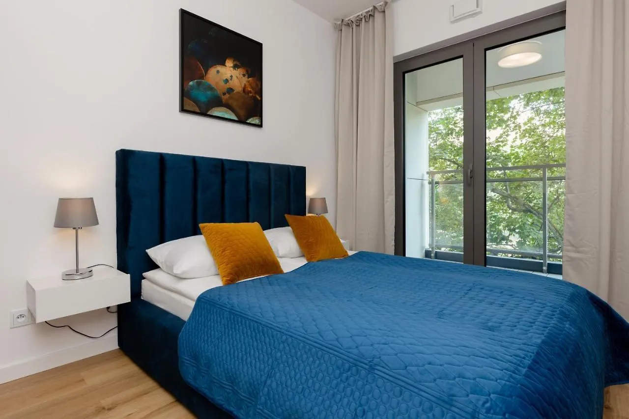 Apartment Avenue Solidarnosci On Wola By Noclegi Renters 华沙